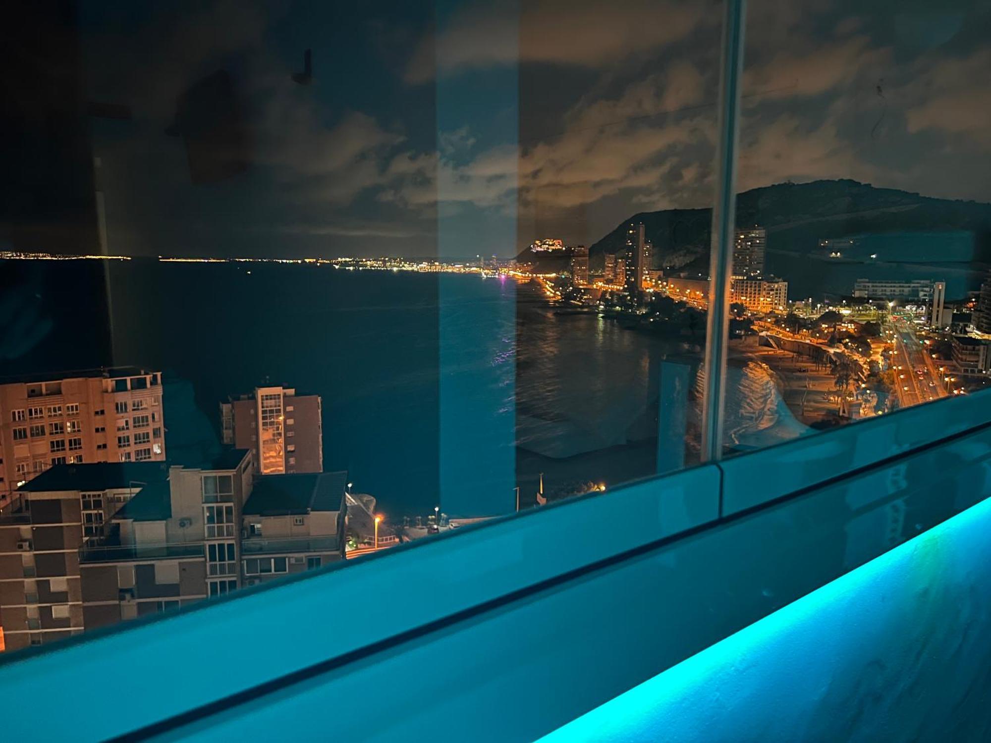 Apartament Relax Frente Al Mar De Alicante Zewnętrze zdjęcie
